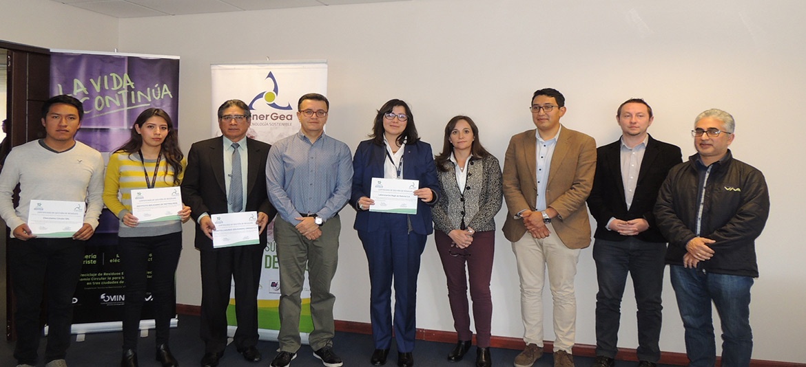 Concluye Campaña RECICLATON: Luz sin Mercurio, para prevenir contaminación por mercurio de focos fluorescentes Concluye Campaña RECICLATON: Luz sin Mercurio, para prevenir contaminación por mercurio de focos fluorescentes