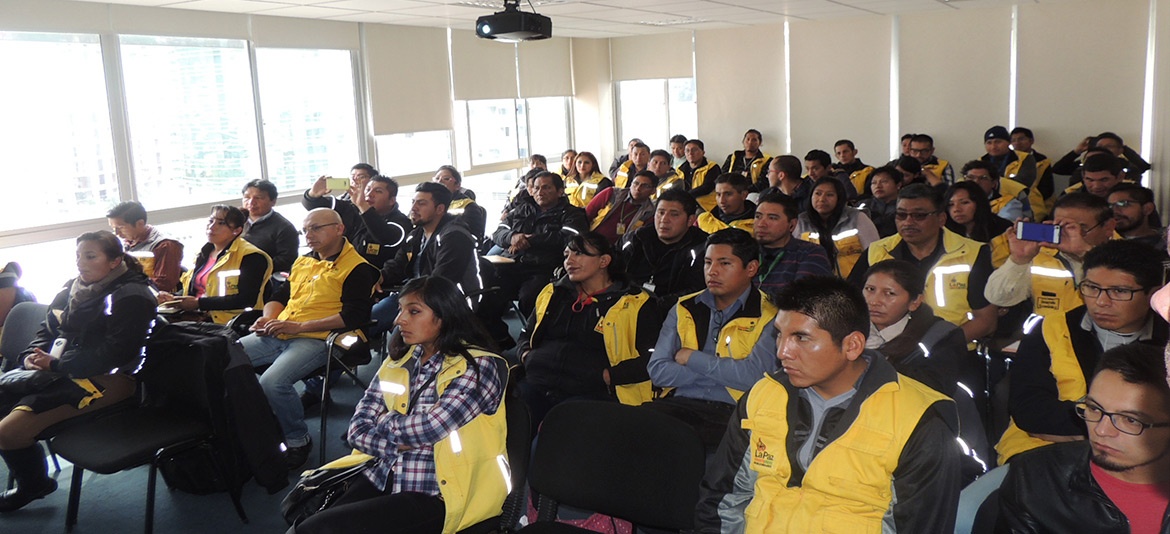 Comisión Senasag realizó taller para identificar productos de contrabando Comisión Senasag realizó taller para identificar productos de contrabando