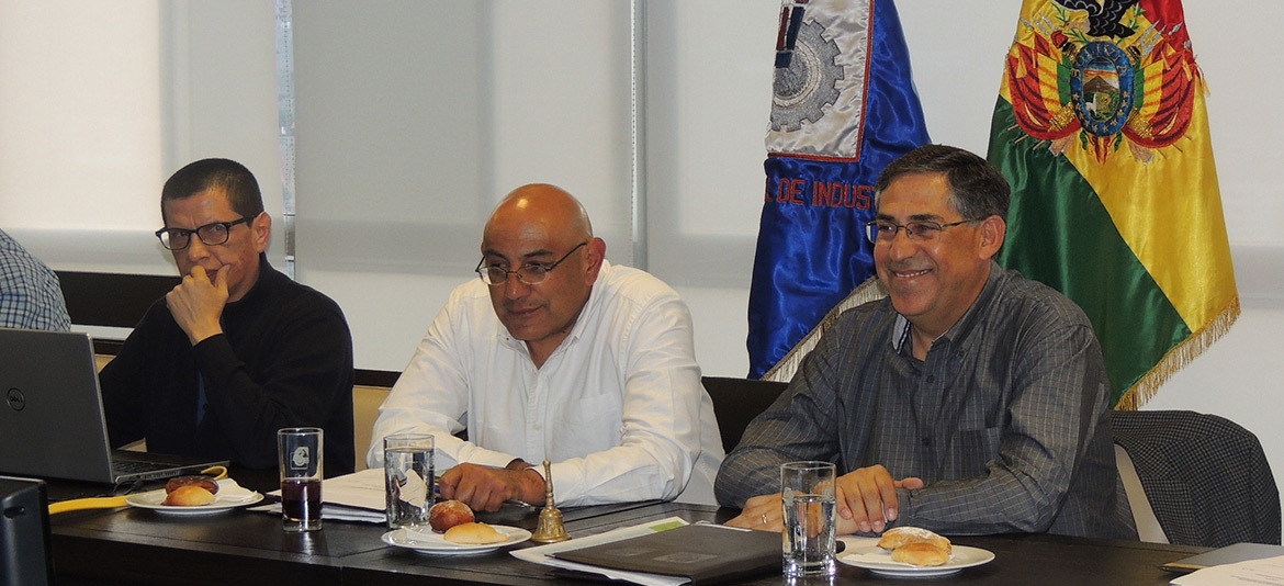 Directorio conjunto CNI y CADINPAZ se interiorizaron sobre política industrial Directorio conjunto CNI y CADINPAZ se interiorizaron sobre política industrial