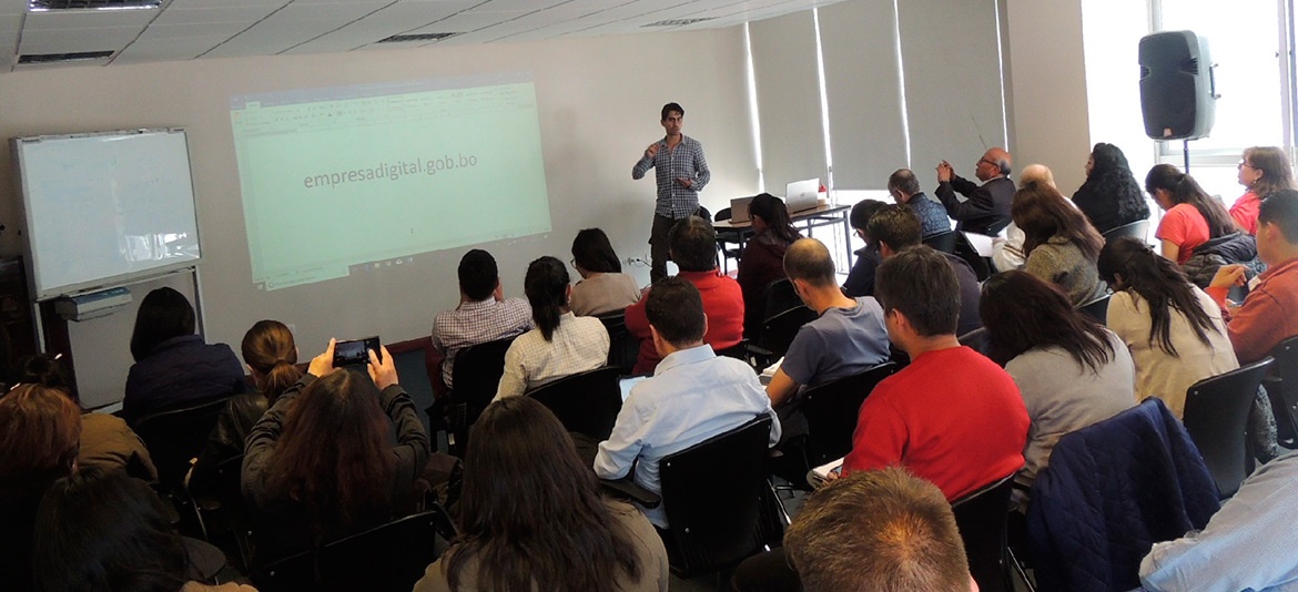 CNI REALIZÓ TALLER SOBRE APROBACIÓN DE ETIQUETAS MEDIANTE PLATAFORMA WEB CNI REALIZÓ TALLER SOBRE APROBACIÓN DE ETIQUETAS MEDIANTE PLATAFORMA WEB