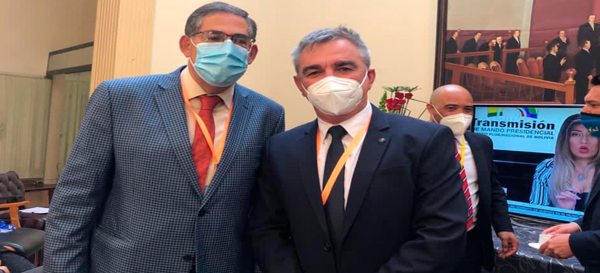 Presidente de la CNI asiste a transmisión de mando presidencial Presidente de la CNI asiste a transmisión de mando presidencial