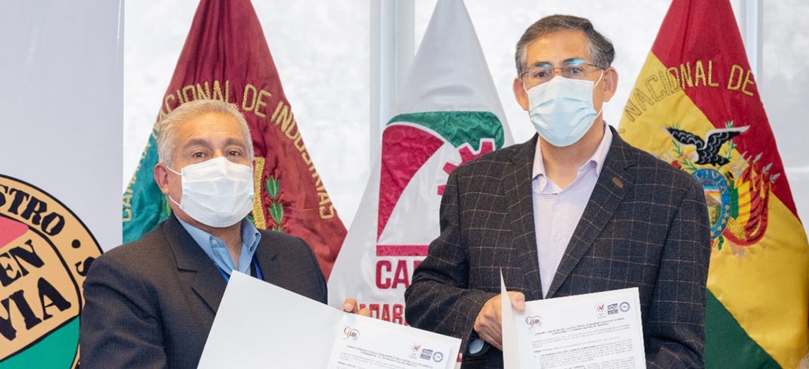 CNI y VLCC firman convenio para ejecutar acciones conjuntas de lucha contra el contrabando en el país