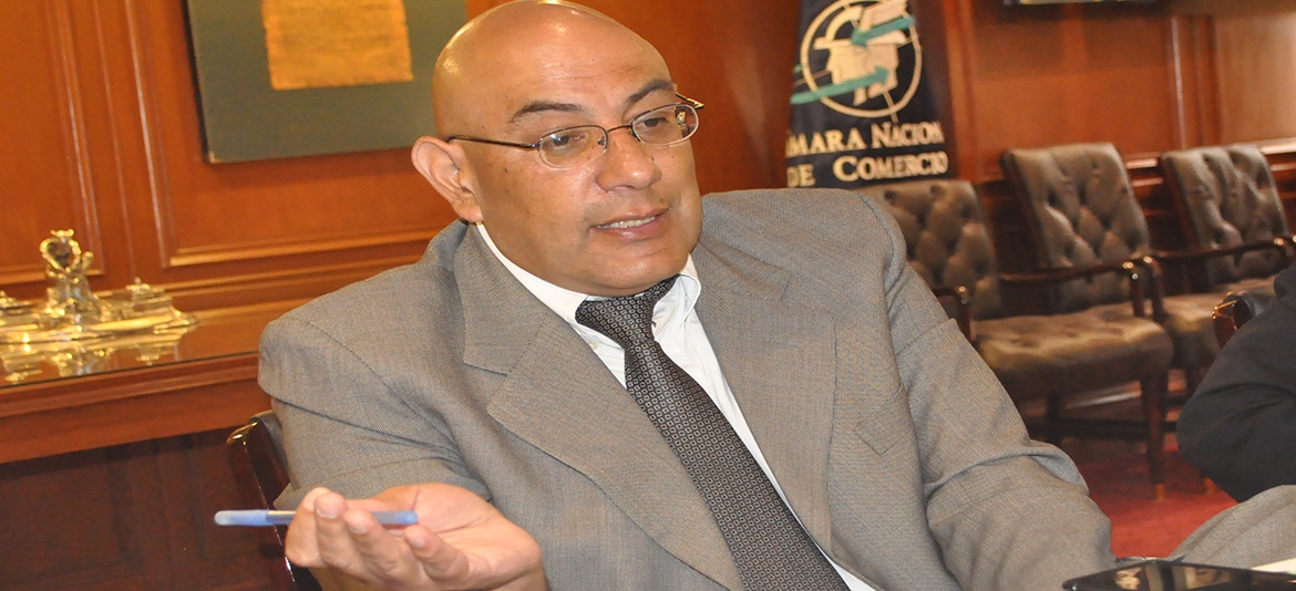 El Presidente de la CNI asistió a conversatorio sobre economía El Presidente de la CNI asistió a conversatorio sobre economía