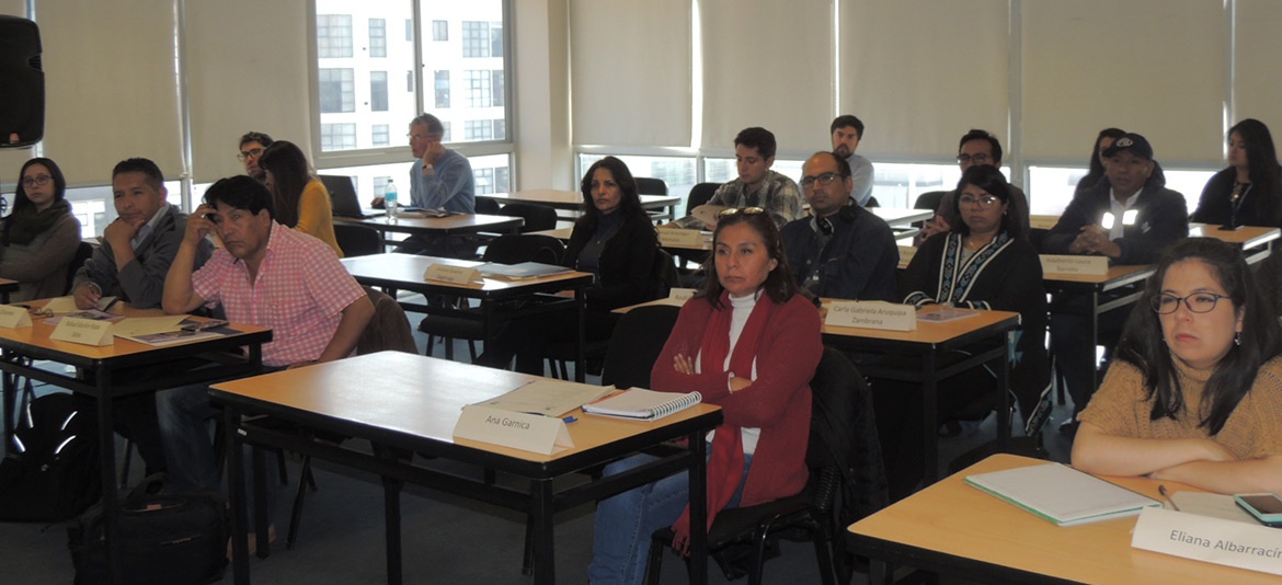 CNI realizó seminario internacional sobre gestión de efluentes y residuos industriales CNI realizó seminario internacional sobre gestión de efluentes y residuos industriales