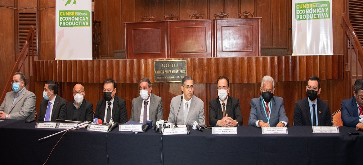 Más de 400 actores económicos en la Cumbre para la Reactivación Económica y Productiva de Bolivia Más de 400 actores económicos en la Cumbre para la Reactivación Económica y Productiva de Bolivia